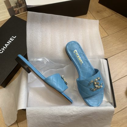 Chanel's new blue spring and summer style flat sandals with ladylike temperament - Image 8