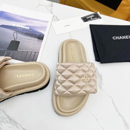 Chanel Couple's High-end Fashionable Apricot Sandals - Image 8