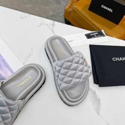 Chanel Couple's High-end Fashionable Gray Sandals - Image 8