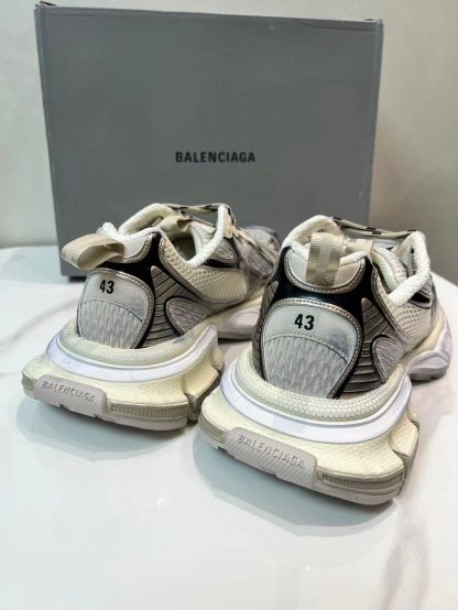 Balenciaga trendy versatile sneakers - Image 8