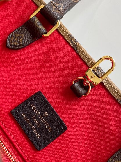 Louis Vuitton ONTHEGO Handbag - Image 8