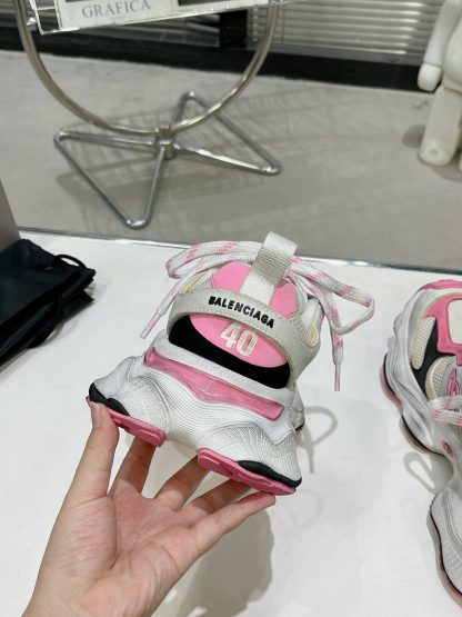 Balenciaga fashionable trendy sports shoes - Image 8
