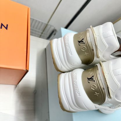 Louis Vuitton Run 55 sneakers - Image 6