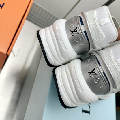 Louis Vuitton Run 55 sneakers - Image 8