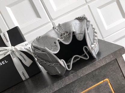 Chanel bag style hippie hobo shiny silver bag - Image 8