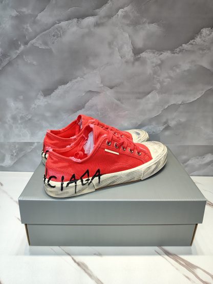Balenciaga casual sneakers - Image 8