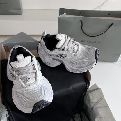 Balenciaga couple's breathable dad shoes - Image 8