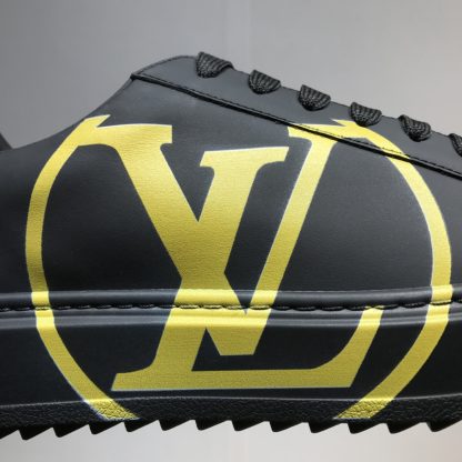 Louis Vuitton low-top new casual couple shoes - Image 9