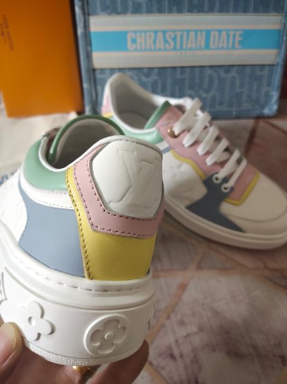 Louis Vuitton's new white thick-soled shoes for early spring - Image 8