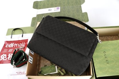 Gucci Magnetic Buckle Flap Men's Bag - Image 9