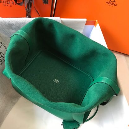 Hermès Emerald Lightweight, Wear-Resistant and Waterproof Cowhide Handbag - Image 8