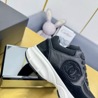 Chanel men's and women's couple's pure black classic sports casual dad shoes - Image 8
