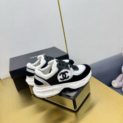 Chanel men's and women's couple's white and black classic breathable casual dad shoes - Image 8