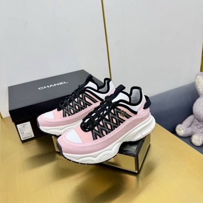 Chanel men's and women's couple's pink and black classic sports casual dad shoes - Image 7