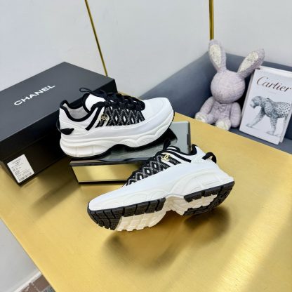Chanel men's and women's couple's white and black classic sports fashion casual dad shoes - Image 8