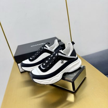 Chanel men's and women's couple's black and white classic sports fashion casual dad shoes - Image 8
