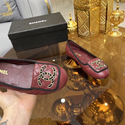 Chanel autumn and winter new red small round head retro loafers - Image 8