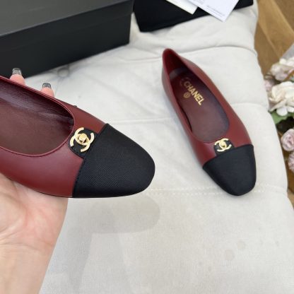 Chanel autumn and winter new small round head red retro loafers - Image 8