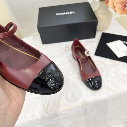 Chanel autumn and winter new red retro style small round head thick heel loafers - Image 8