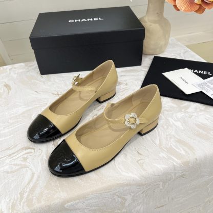 Chanel autumn and winter apricot new retro style small round head thick heel loafers - Image 8