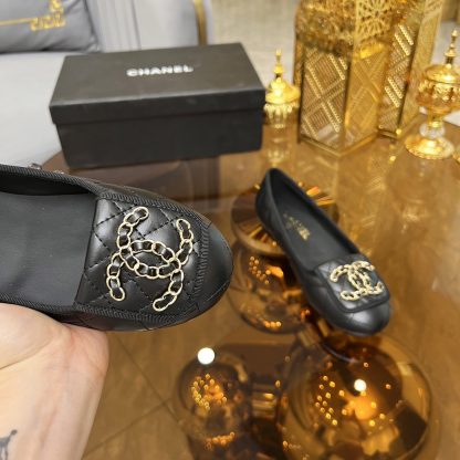 Chanel autumn and winter new black small round head retro loafers - Image 8