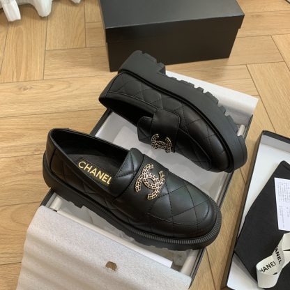 Chanel autumn and winter small round head slim retro style black matte loafers - Image 8