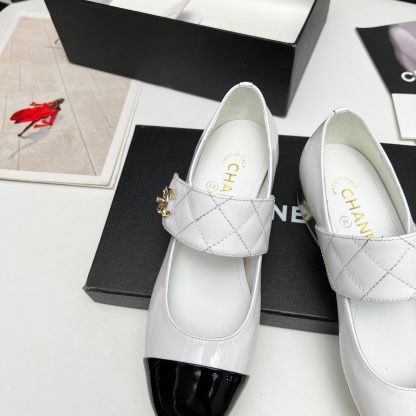 Chanel early spring new white round pointed toe small leather shoes heel height 2.5cm - Image 7