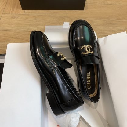 Chanel early spring season new retro style black small square head loafers - Image 8