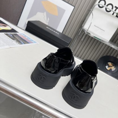 Chanel autumn and winter series new retro style small round head black shiny loafers - Image 8