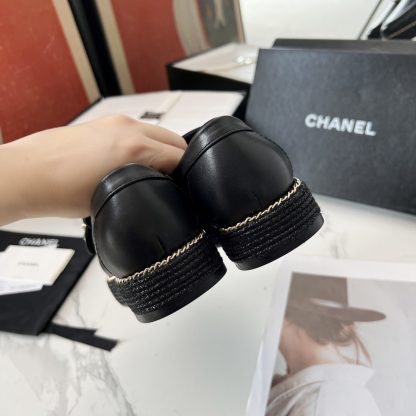 Chanel's new four seasons retro style small round head black loafers - Image 8