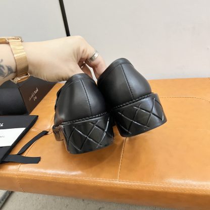 Chanel Autumn and Winter Series Black Small Round Toe Slim Loafers - Image 8