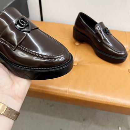 Chanel Autumn Winter Series Brown Small Round Toe Slim Loafers - Image 8