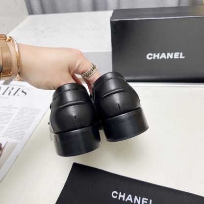 Chanel Fall/Winter Black Retro Loafers - Image 7