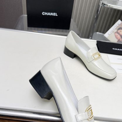 Chanel Early Spring Dance Shoes Series Small Round Toe White Loafers Heel Height 4cm - Image 7