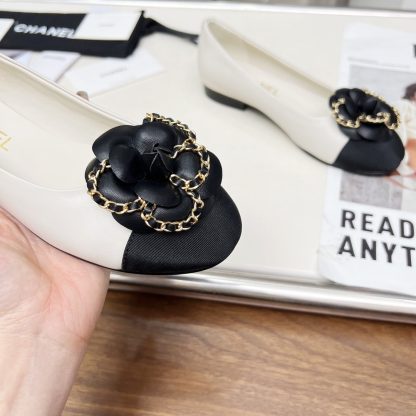Chanel white spring and summer dancing shoes series small round toe with camellia loafers - Image 8