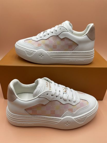 Louis Vuitton casual all-match sneakers - Image 8
