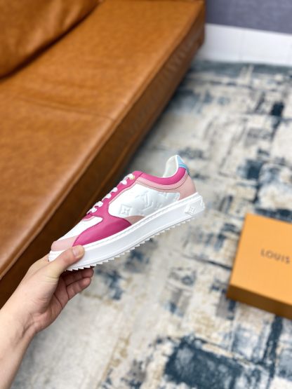 Louis Vuitton casual all-match sneakers - Image 8