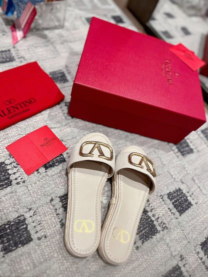 VALENTINO exquisite minimalist white slippers - Image 8
