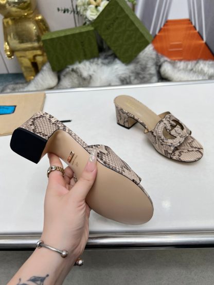 Gucci platform slippers - Image 9