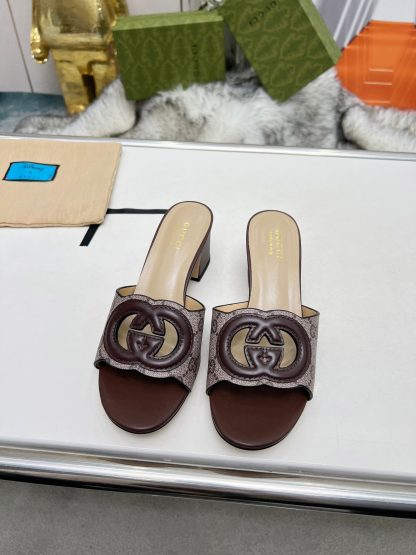 Gucci platform slippers - Image 9