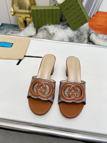 Gucci platform slippers - Image 9