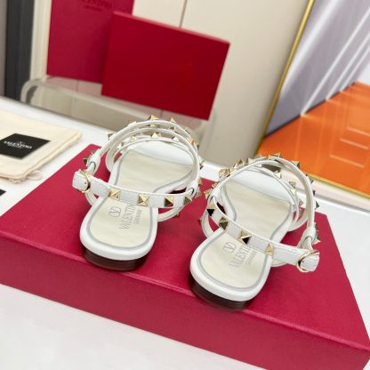 VALENTINO simple and versatile rivet element fashionable flat sandals - Image 8