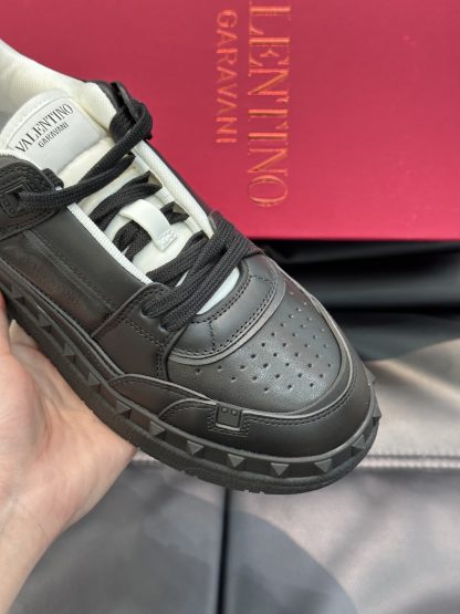 VALENTINO low-top calfskin sneakers - Image 8