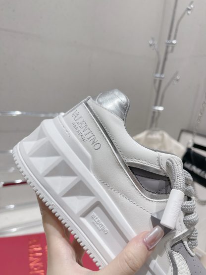 VALENTINO Thick-soled casual sneakers - Image 8