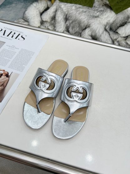 Gucci flip flops