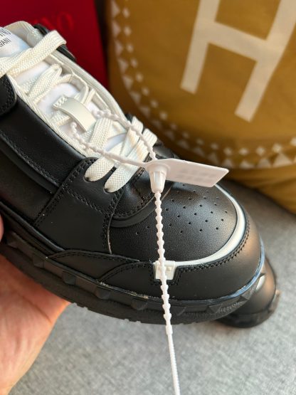 VALENTINO Exquisite and fashionable couple casual shoes - Image 7