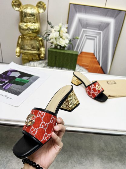 Gucci classic buckle slippers - Image 8