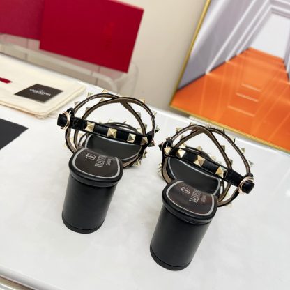 VALENTINO simple rivet element versatile sandals and high heels - Image 8