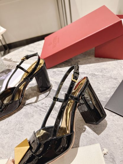 VALENTINO simple temperament large rivet high heels - Image 7