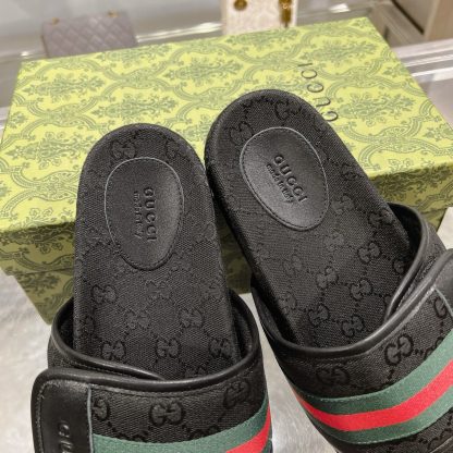 Gucci Unisex G Slippers - Image 8